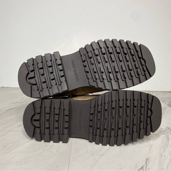 Vince Camuto Monchia Tan Suede Lace Up Lug Sole Boot 5M - Picture 13 of 14